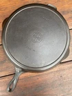 Griswold Cast Iron #12 Small Logo Skillet w/ Heat Ring