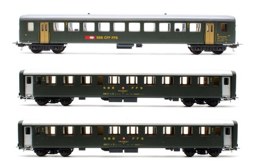 LIMA SPUR "HO" VON 3 SBB REISEZUGWAGEN 2. KLASSE