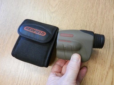 Redfield Raider 600A Range Finder W/ Carrying Case Works Well 3 1/2'' x 2 3/4''