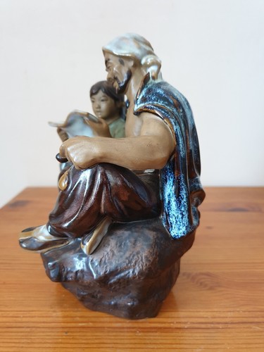 Vintage chinesische Figur Mann sitzend mit Tochter lesen Keramik 14x19 cm - Bild 2 von 8