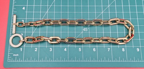 Michael Kors Halskette Cityscape Pavé Toggle goldfarben - Bild 14 von 14