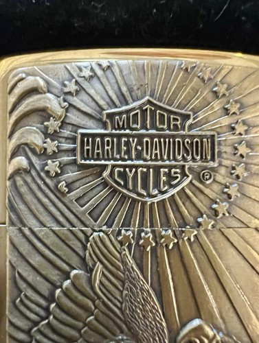 Two Unfired Rare Classic 90s Harley Davidson, Barrett Smythe Zippos Both BNIB. - Picture 4 of 14