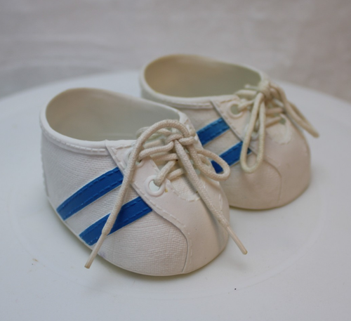 Cabbage Patch Kinder Puppen CPK TYPE Schuhe weiß blau gestreift Sneaker Tennisschuhe