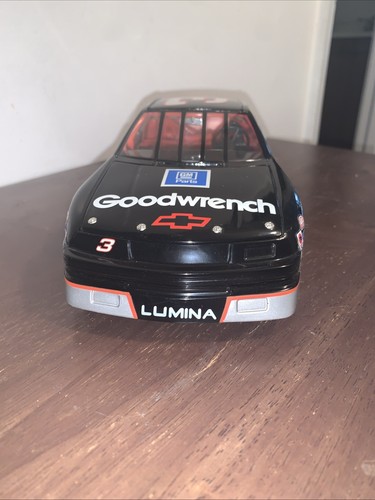 Ertl Dale Earnhardt GM Chevrolet Chevy Lumina NASCAR #3