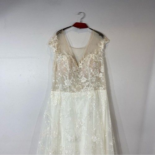Cocomelody Maeve A Line Court Train Lace Knitted Fabric Wedding Dress Size 24 - Picture 7 of 14