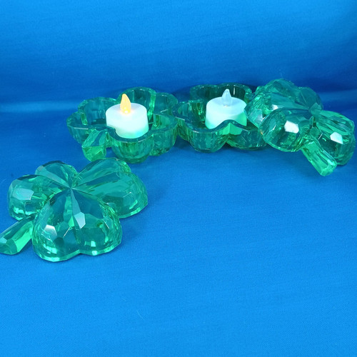 Trébol acrílico verde transparente vela votiva Tealight. Par de decoración del día de San Patricio - Imagen 8 de 9