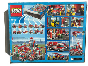 Lego 2007 City Fire Station 7945 Complete Building Set w/ Box & 2 Manuals