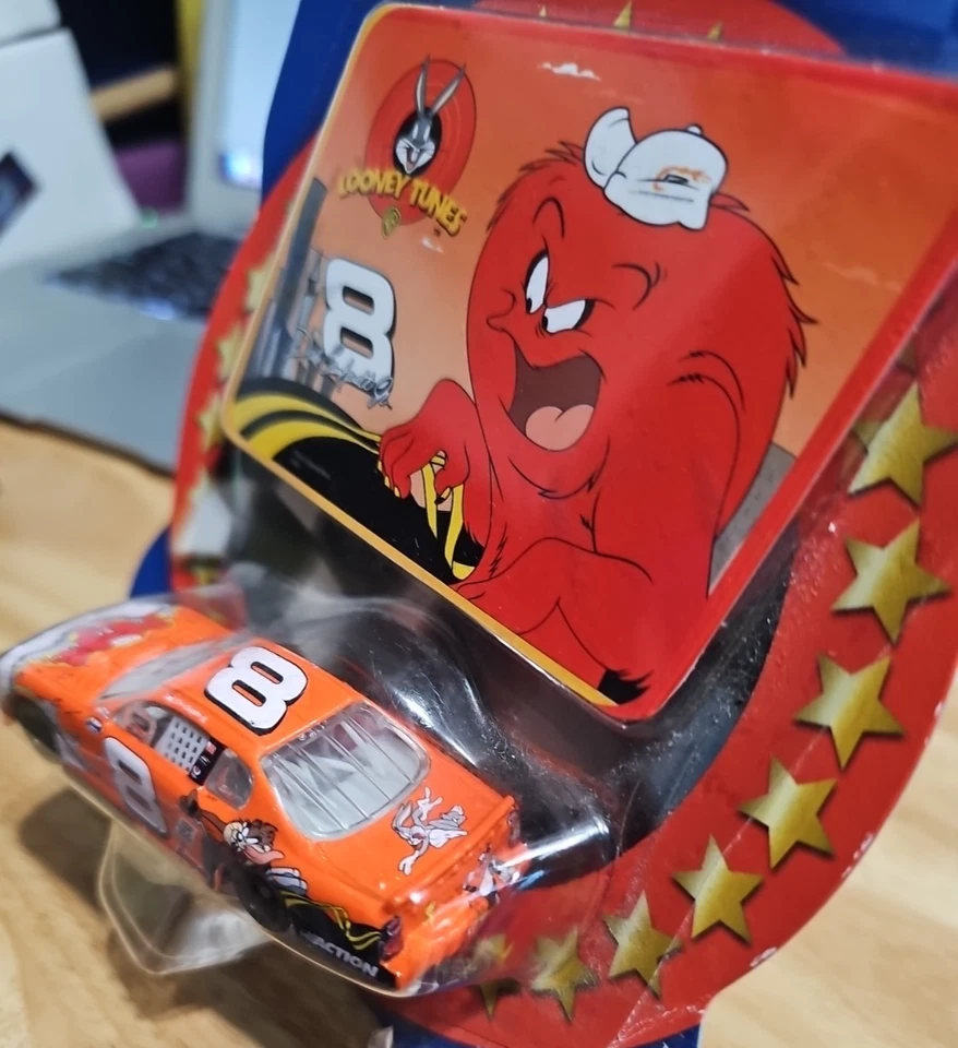 Coche Winners Circle Looney Tunes 2002 Dale Earnhardt Jr #8 Foto 3 de 3