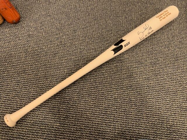 3/31 2011 PABLO 'KUNG FU PANDO' SANDOVAL GIANTS GAME BAT SIGNED PETCO JSA 3/31 2011 PABLO 'KUNG FU PANDO' SANDOVAL GIANTS GAME BAT SIGNED PETCO JSA