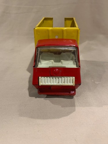 Vintage Tonka Mini Delivery Box Truck 1970’s 5” Long Red Yellow - Picture 2 of 8