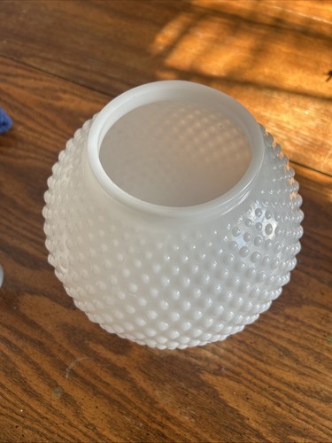 Vintage Milk Glass Hobnail White Round hurricane parlor lamp shade 8" - Bild 3 von 4