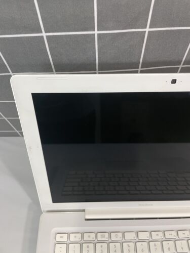 Apple Macbook A1181 Core 2 Duo Late 2007 Untested As Is - Picture 3 of 24