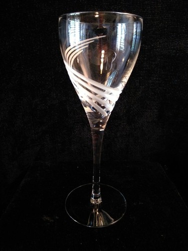 LENOX WINDSWEPT Wine Glass @ 7 7/8" Tall - Picture 1 of 8