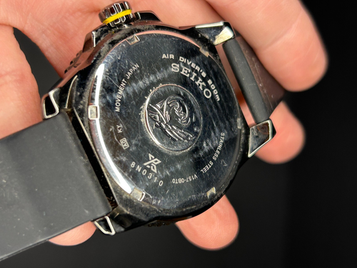 Seiko Prospex Herren Taucheruhr Solar V157-0BT0 schwarz gelb Japan kostenloser Versand - Bild 2 von 4