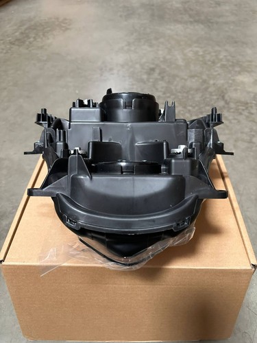 Conjunto de lámpara de luz delantera de faro transparente para Suzuki GSXR600 / GSXR750 2011-2023 - Imagen 2 de 5