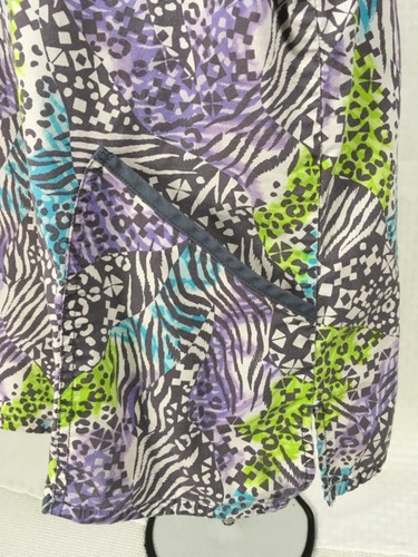 Scrub Star Womens Scrub Top Size M Purple Gray Front Pockets V neck Short Sleeve - Picture 7 of 16