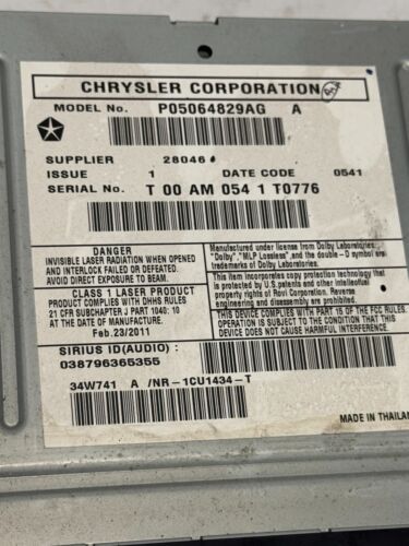 2011 Dodge Chrysler Jeep AM FM CD DVD MP3 Sirius NAV RHB Radio OEM 05064829AG - Picture 5 of 9