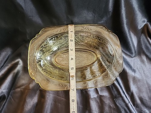 NICE! VINTAGE YELLOW MADRID DEPRESSION GLASS SERVING BOWL  10" COLLECTIBLE - Picture 6 of 8