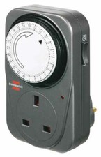 BRENNENSTUHL - 24 Hour Plug-in Timer MZ 20