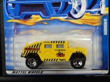 HOT WHEELS 2001 HUMMER #162 YELLOW