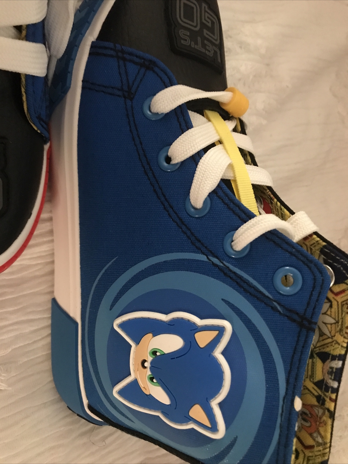 Picture 2 of 4