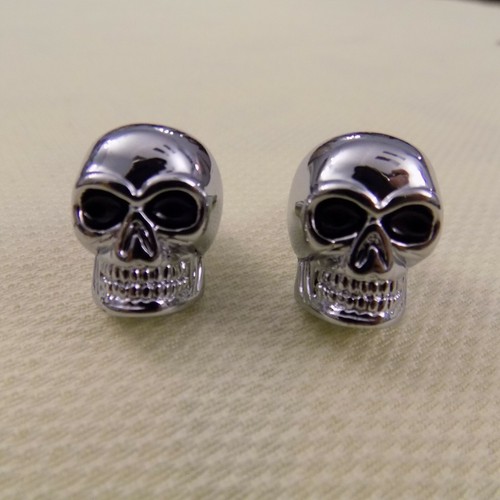 2 SET BRAND NEW Pilot Automotive Wl-915C Chrome Skull License Frame Bolt - Picture 1 of 6