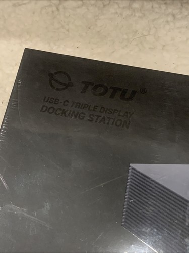 TOTU USB-C 4K@30GHz Triple Display Docking Station W/Charging for Mac & Win New - Picture 2 of 3