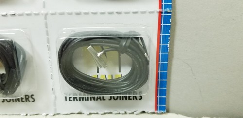 Atlas 2539 - N Scale - Code 80 Nickel-Silver Terminal Joiners 1 Per Pack - Picture 2 of 3
