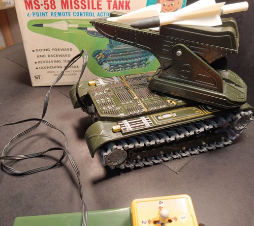 Tanque de misiles MS-58 vintage años 70 a batería juguetes modernos 9" - Imagen 4 de 4