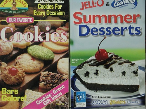 Vintage Lot Holiday Cookbook Recipe Booklets Hershey's Chocolate Nestle Kraft - Picture 5 of 8