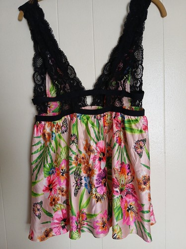 Victoria Secret Black Label Pink And Black Floral Camisole Size Small BEAUTIFUL - Picture 5 of 9