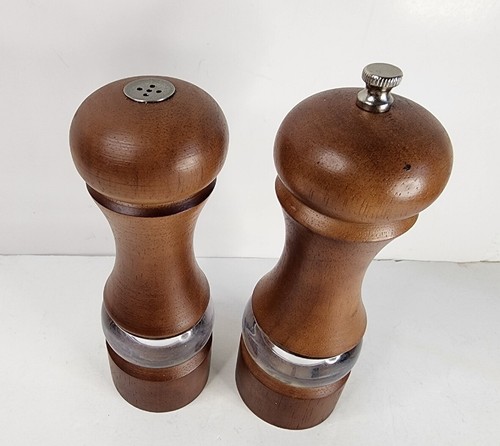 OLDE THOMPSON DOVER Large 7" Pepper Mill & Salt Shaker Walnut & Acrylic EUC - Picture 2 of 6