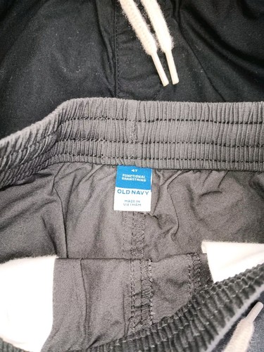 NWT Old Navy Boy's 2-Pack Shorts Elastic Waist Black/ Gray Size 4T - Picture 3 of 3