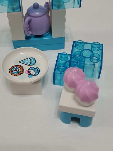 LEGO DUPLO: Elsa and Olaf's Tea Party (10920). Missing Olaf And Instructions  - Picture 6 of 6