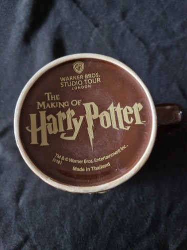 Harry Potter: The Marauders Map Large Relief Brown Mug Warner Bros Studio Tour - Picture 4 of 4