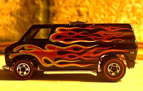 VINTAGE 1974 REDLINE HOT WHEELS BLACKWALL SUPER VAN  DIECAST