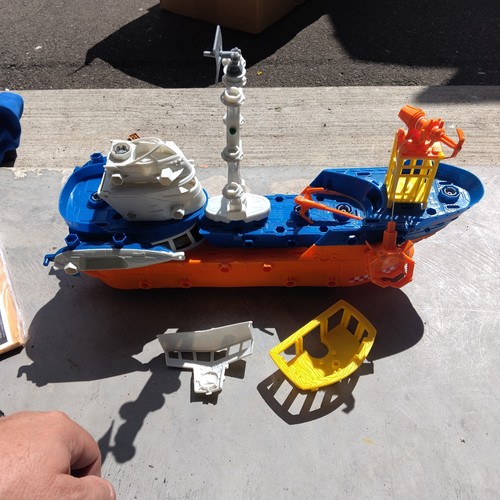 Konvolut Matchbox Mega Rig Haischiff verschiedene Teile (Q75) fast komplett 