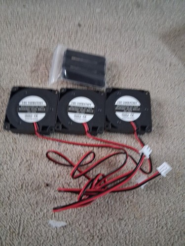 HK Wantat 4010 24v Lüfter Dual Kugellager. 40m x 40m 3er Pack - Neu! - Bild 4 von 4