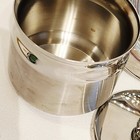Foto 10 di 22
