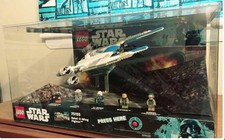 ￼ Lego Star Wars Store Display Case