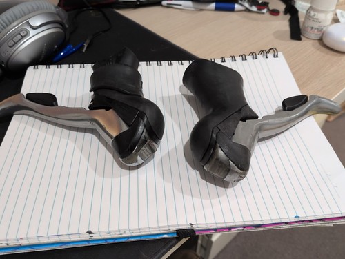 Shimano Tiagra 10 x 2 shifters - ST 4600