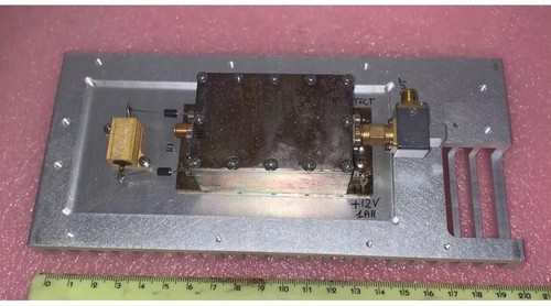 MICROWAVE AMPLIFIER 10 Ghz 1 Watt CON ISOLATORE SINGOLA ALIMENTAZIONE TESTATO - Zdjęcie 4 z 4