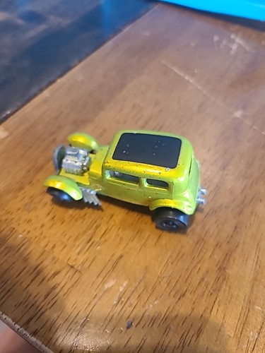 1969 Classic 32 Ford Vicky Redline Hotwheel Frostschutz - Bild 6 von 9