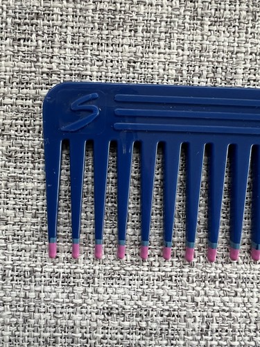 VTG Mebco Sund Haaren Comb Twice Dipped Wide Tooth Detangling Blue 80s 90s 6" - Picture 2 of 4