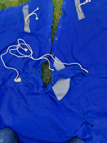 Persenning für Faltboot Delphin 140 unter Segel + Packtasche blau - Bild 11 von 11