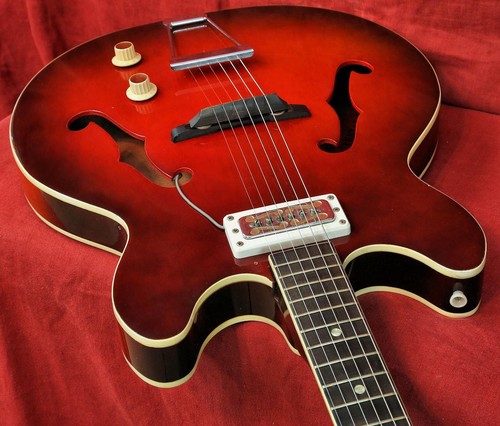 Vintage 1969 Harmony Rocket Model H53-1 Red Electric Guitar w/ Case Very Nice - Picture 9 of 14