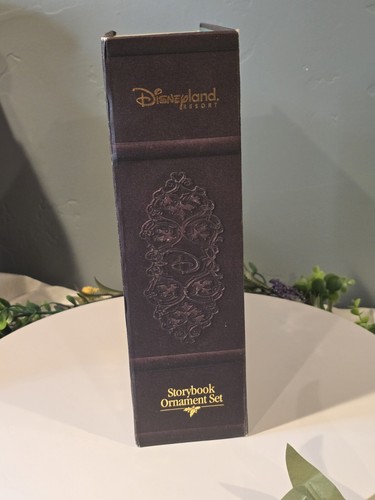 DisneyLand Resort Storybook Ornaments, Set 6 Piece Set - Picture 11 of 24