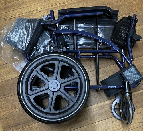 Aspire Metro Wheelchair Mobility Aid - Picture 3 of 6
