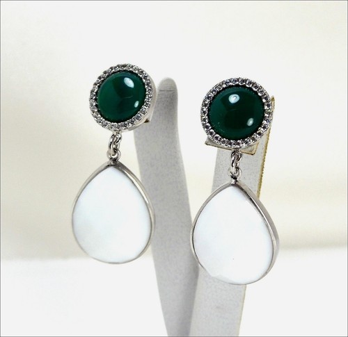 ORECCHINI IN ARGENTO 925 CON AGATA VERDE E GOCCE DI AGATA BIANCA AGHT 0604 - Foto 1 di 3