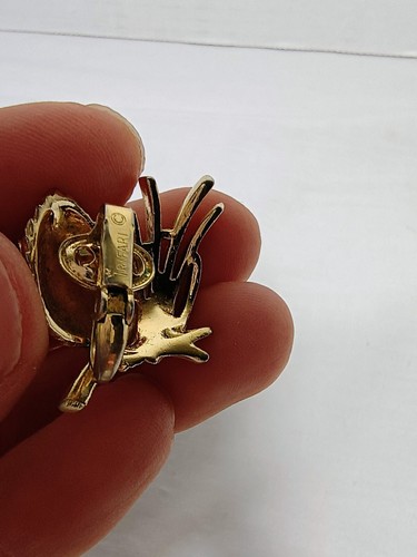 Alfred Philippe crown Trifari clip on earrings gold tone acorn - Picture 3 of 5